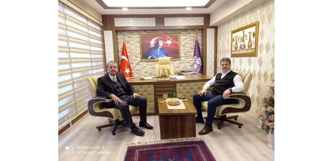 GENEL BAŞKANIMIZ ODAMIZDA