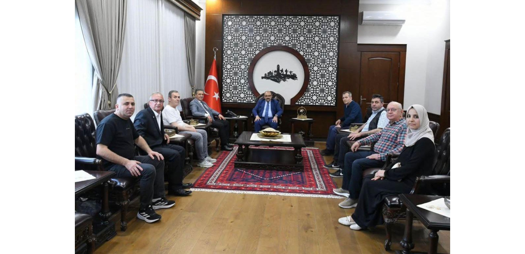 VALİ USTAOĞLU'NA ZİYARET